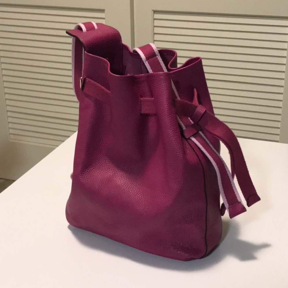ecco Sail Bag - pebble leather - Fuchsia - NWOT